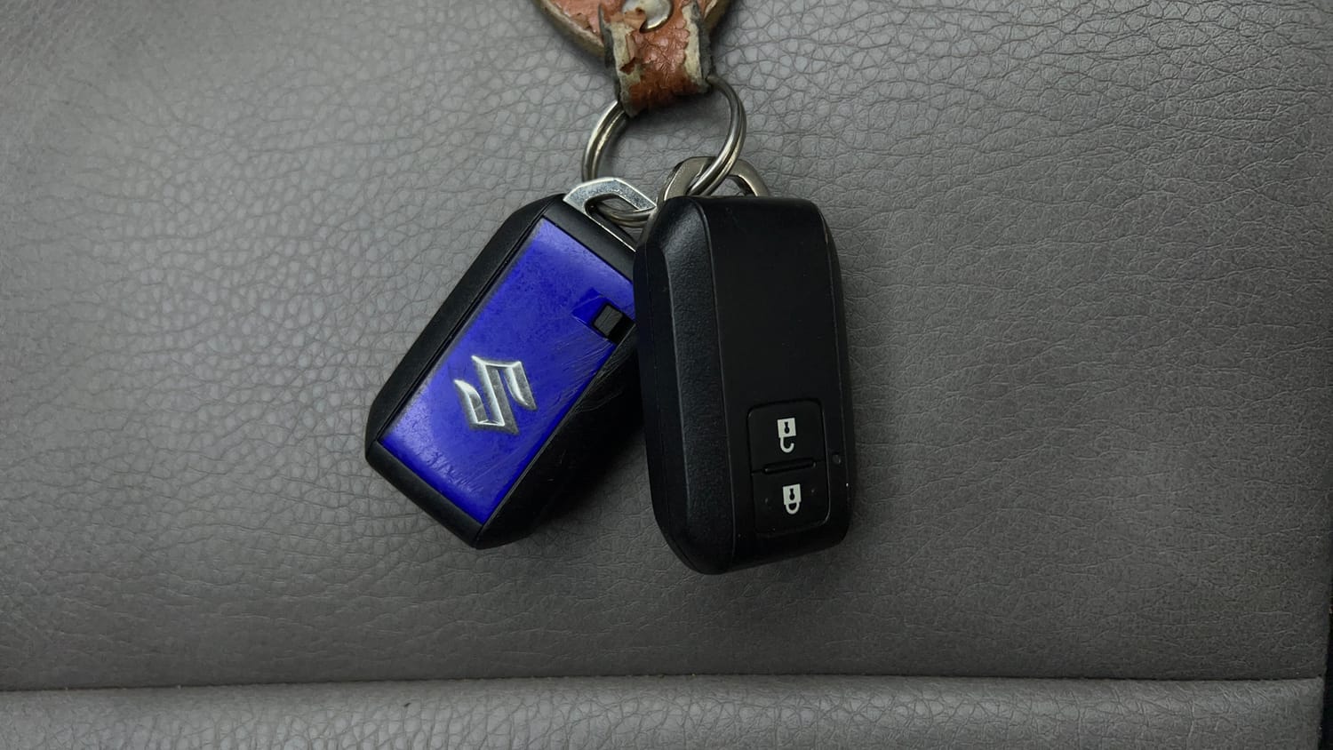 Used 2024 Maruti Suzuki Brezza ZXi Plus AT Petrol Automatic extra CAR KEY VIEW