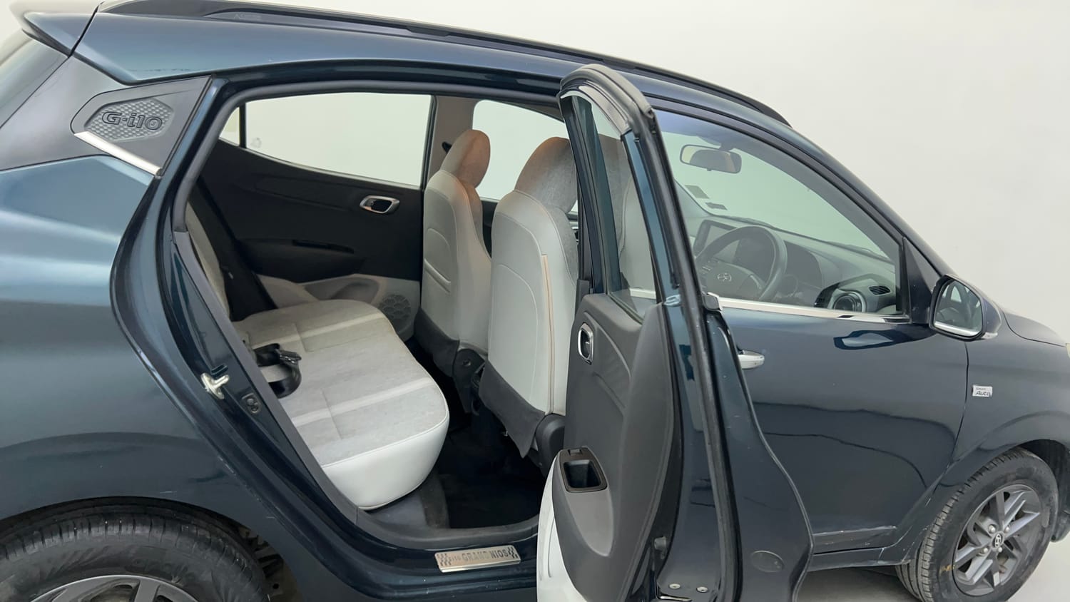 Used 2021 Hyundai Grand i10 Nios Sportz AMT 1.2 Kappa VTVT Petrol Automatic interior RIGHT SIDE REAR DOOR CABIN VIEW