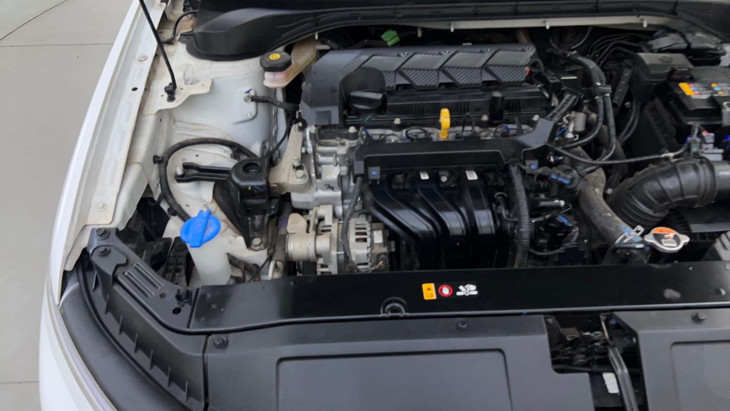 Used 2024 Hyundai Verna SX (O)1.5 Petrol MT Petrol Manual engine ENGINE RIGHT SIDE VIEW