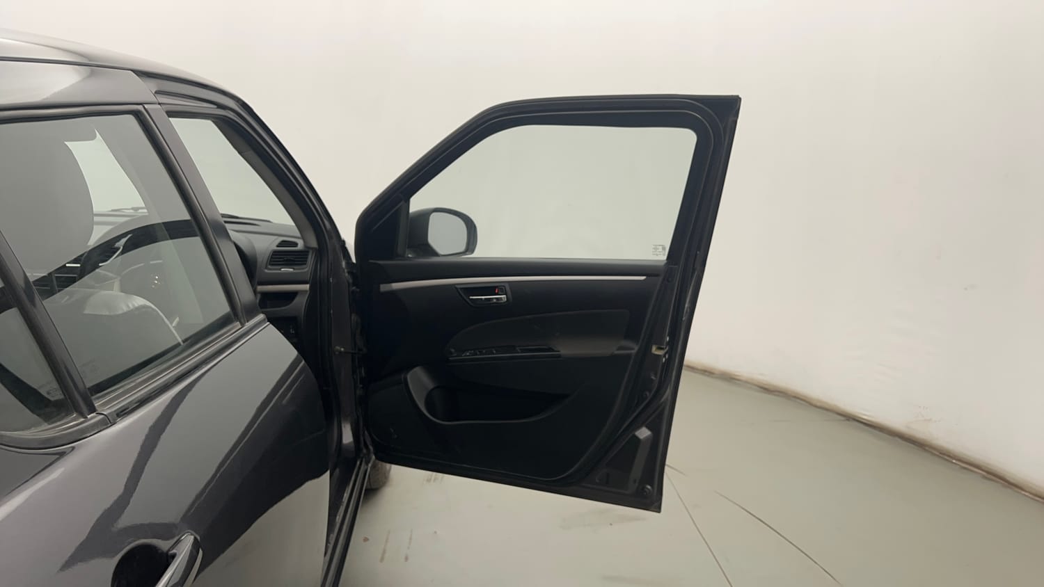 Used 2016 Maruti Suzuki Swift VXi Petrol Manual interior RIGHT FRONT DOOR OPEN VIEW