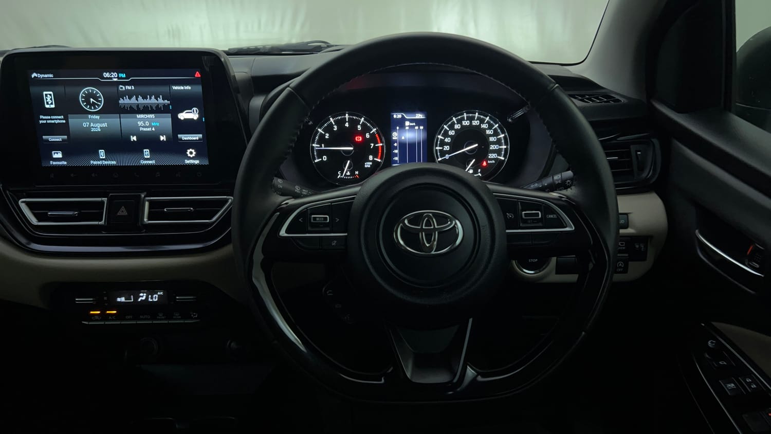 Used 2025 Toyota Glanza V AMT Petrol Automatic interior STEERING VIEW