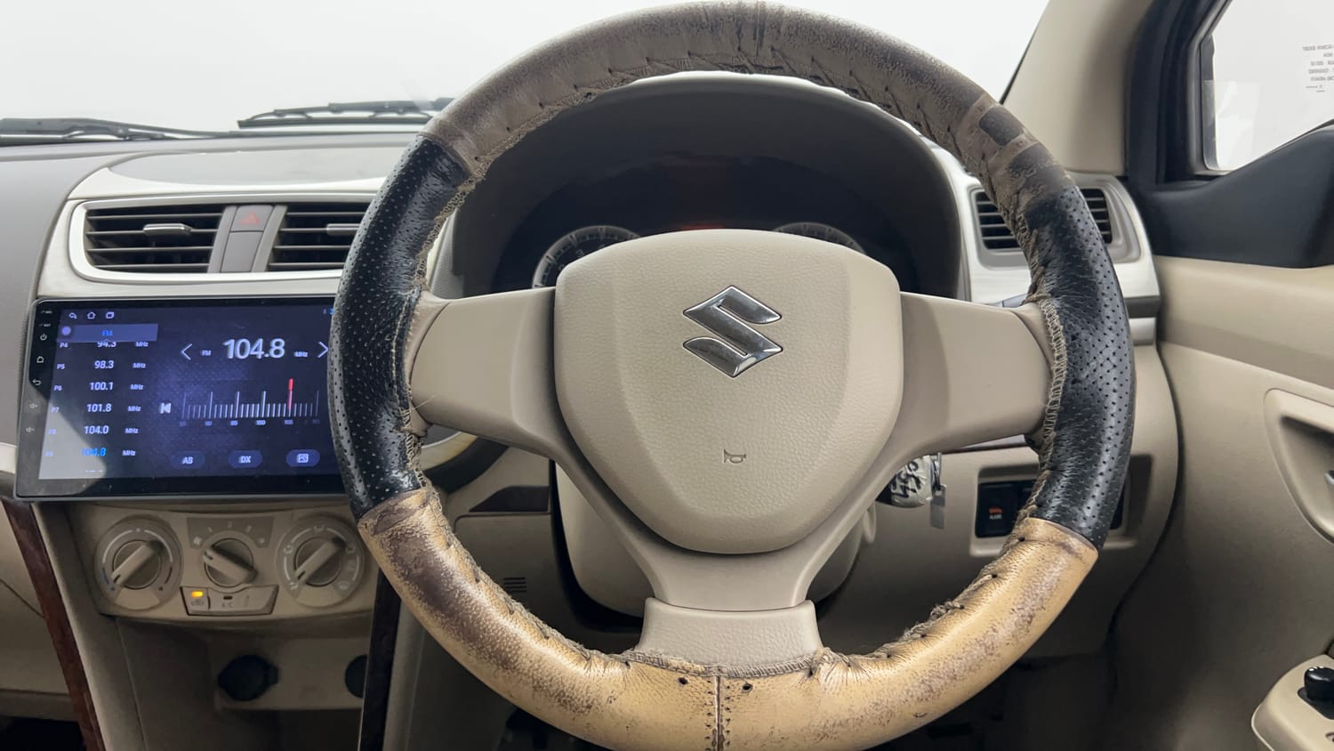 Used 2013 Maruti Suzuki Ertiga Vxi Petrol Manual interior STEERING VIEW
