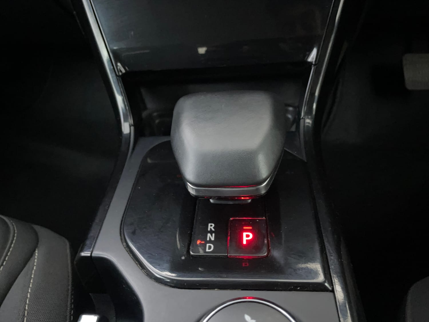Used 2023 Tata Nexon Creative Plus S 1.2 Revotron Petrol 7DCA DT Petrol Automatic interior GEAR  KNOB VIEW