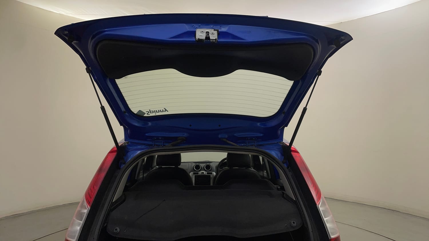 Used 2013 Ford Figo Duratec Petrol Titanium 1.2 Petrol Manual interior DICKY DOOR OPEN VIEW