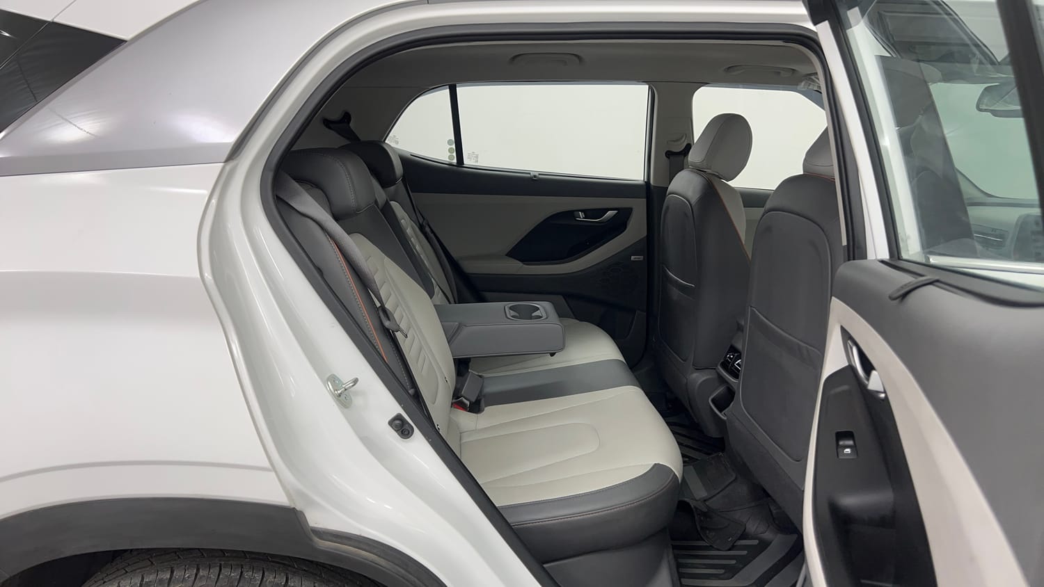Used 2024 Hyundai Creta 1.5 MPi Petrol IVT SX(O) Petrol Automatic interior RIGHT SIDE REAR DOOR CABIN VIEW