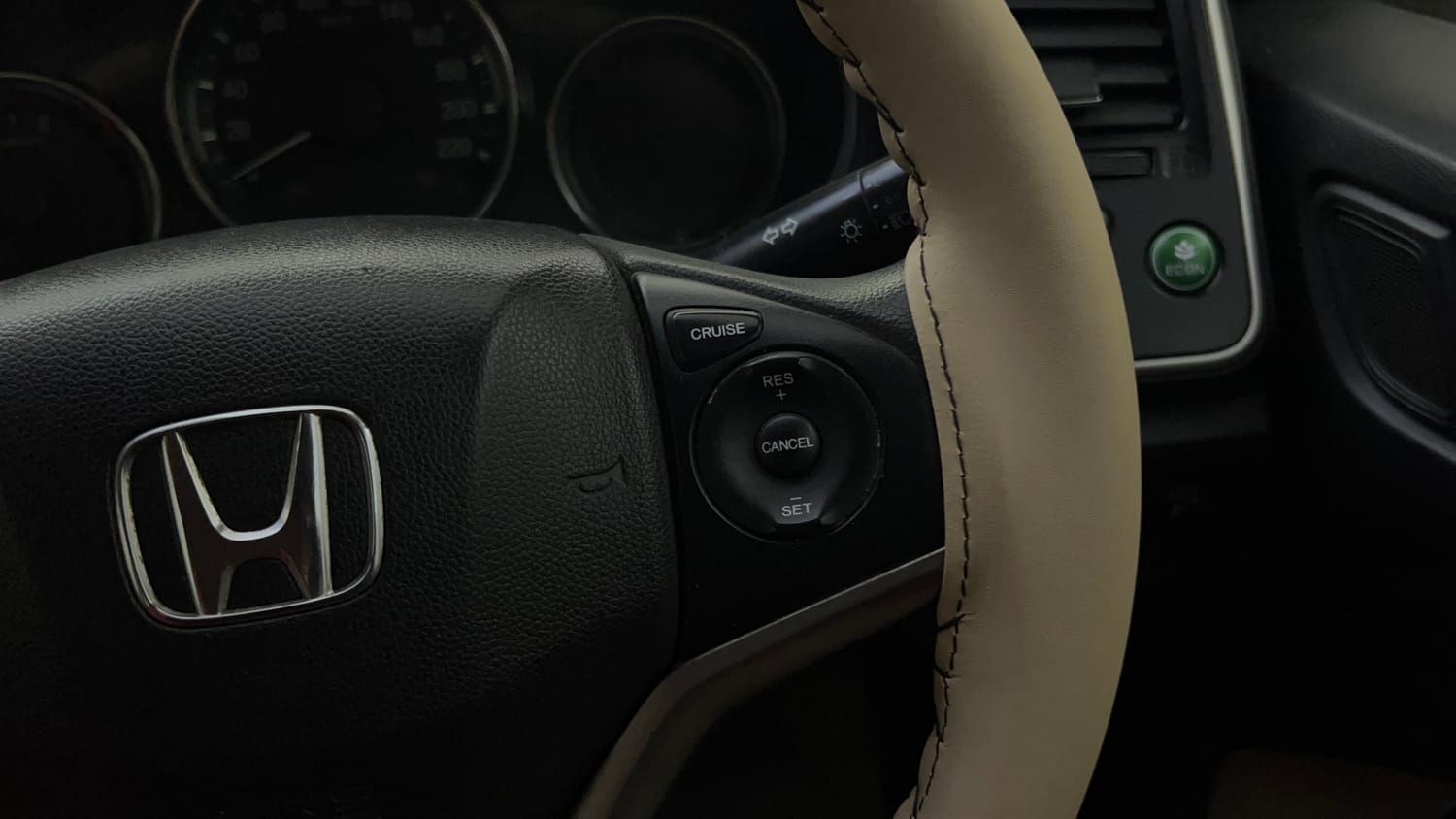 Used 2015 Honda City SV CVT Petrol Automatic top_features Cruise control