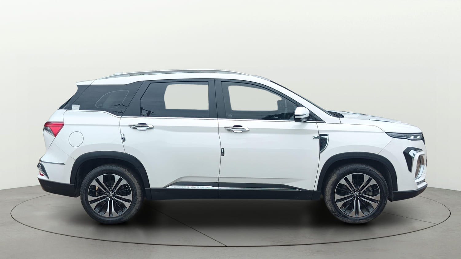 Used 2021 MG Motors Hector Plus Sharp 1.5 Petrol Turbo CVT 6-STR Petrol Automatic exterior RIGHT SIDE VIEW