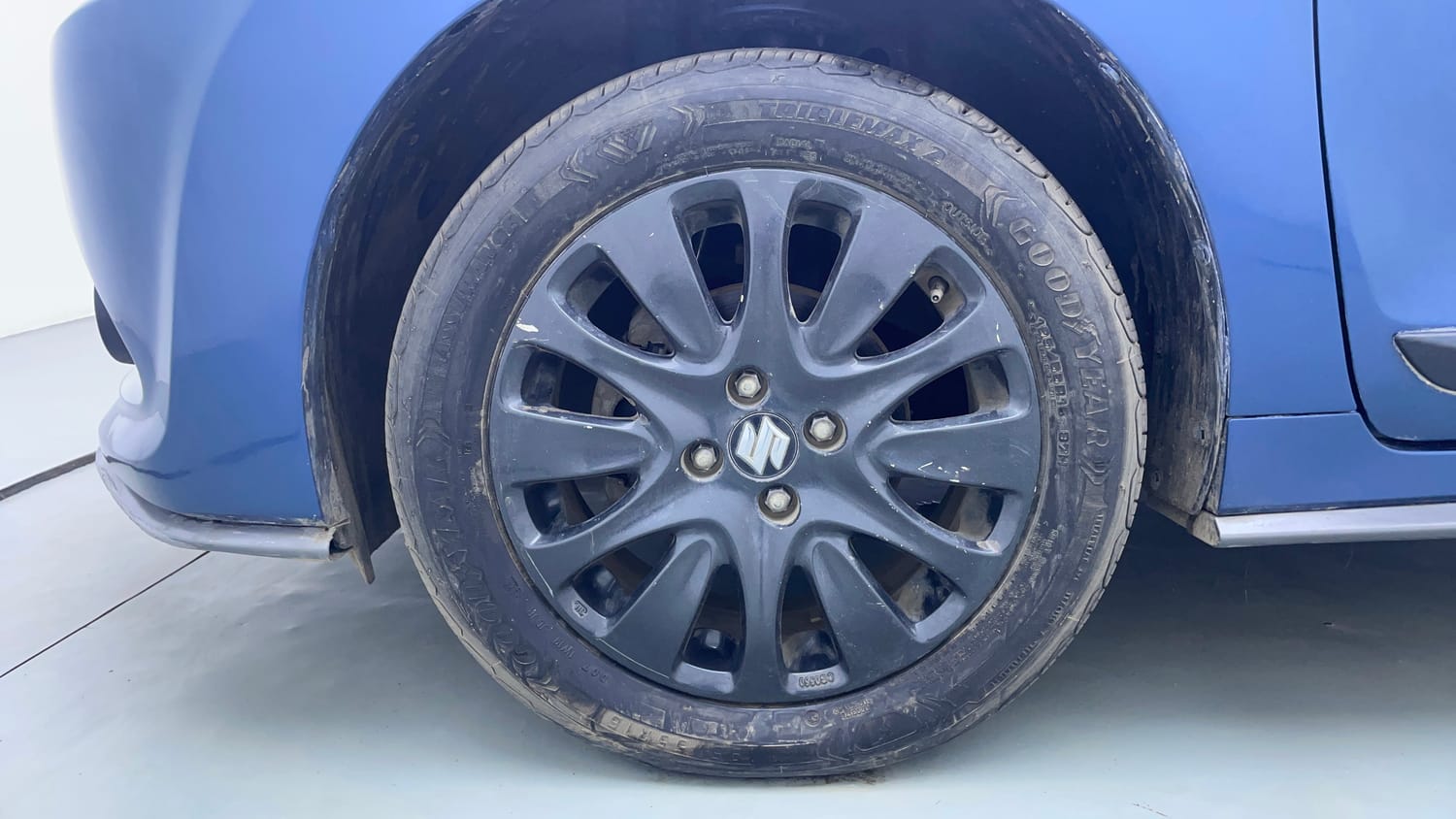 Used 2017 Maruti Suzuki Baleno RS 1.0 Petrol Manual tyres LEFT FRONT TYRE RIM VIEW