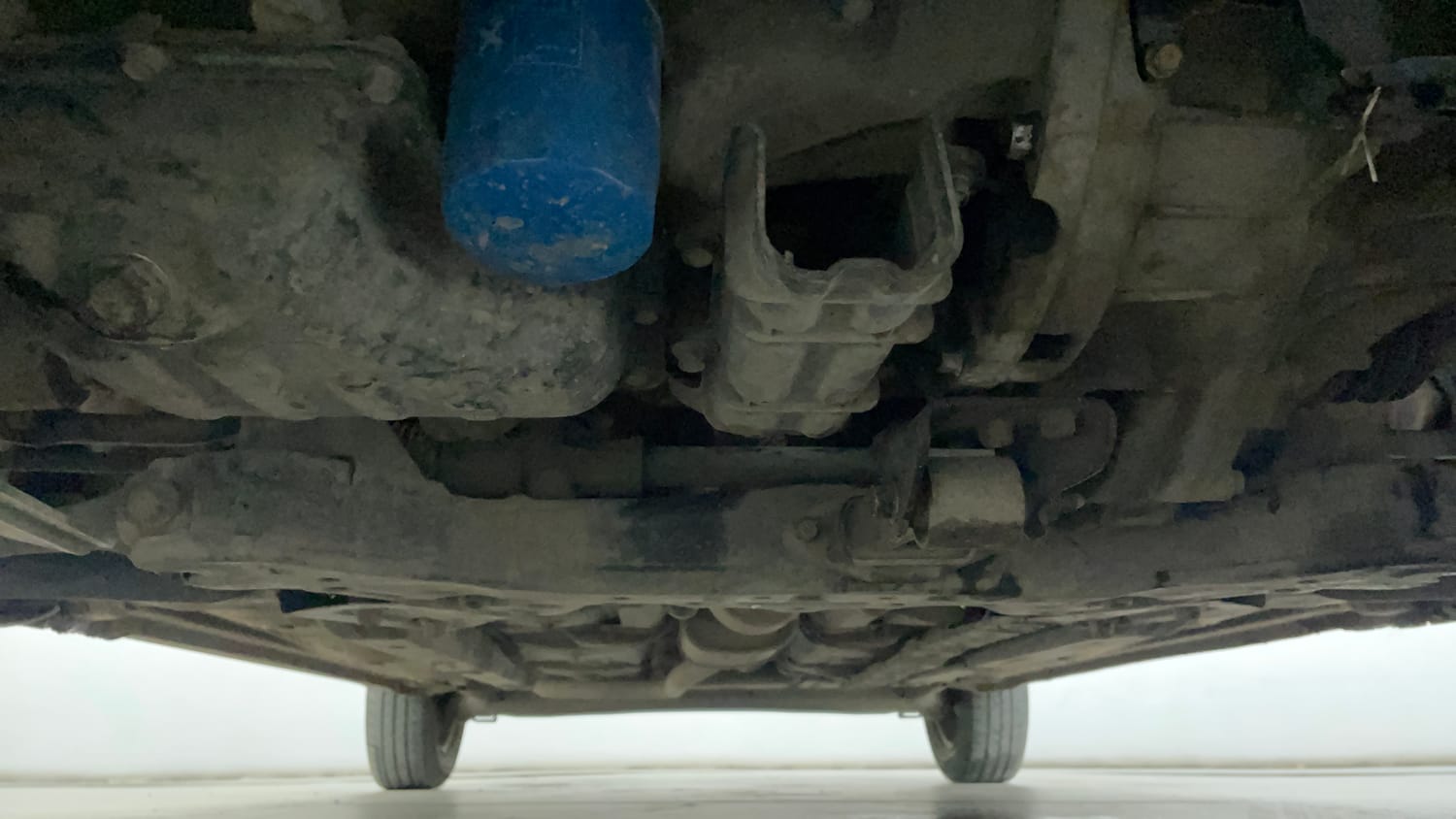 Used 2020 Hyundai Grand i10 Sportz 1.2 Kappa VTVT Petrol Manual extra FRONT LEFT UNDERBODY VIEW