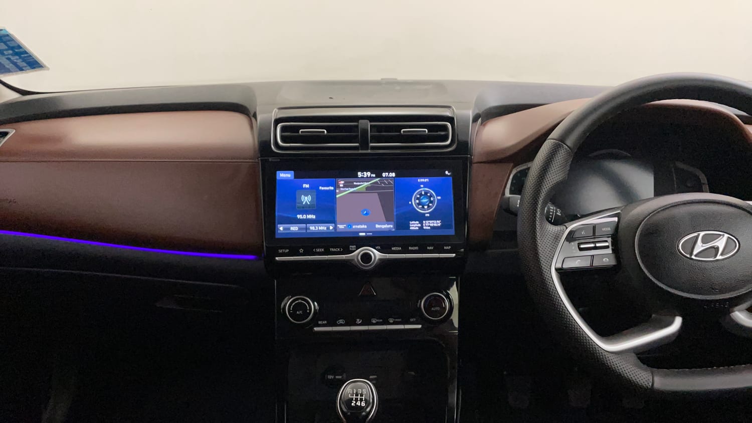 Used 2023 Hyundai Alcazar Prestige 7 STR 1.5 Diesel Diesel Manual interior MUSIC SYSTEM & AC CONTROL VIEW