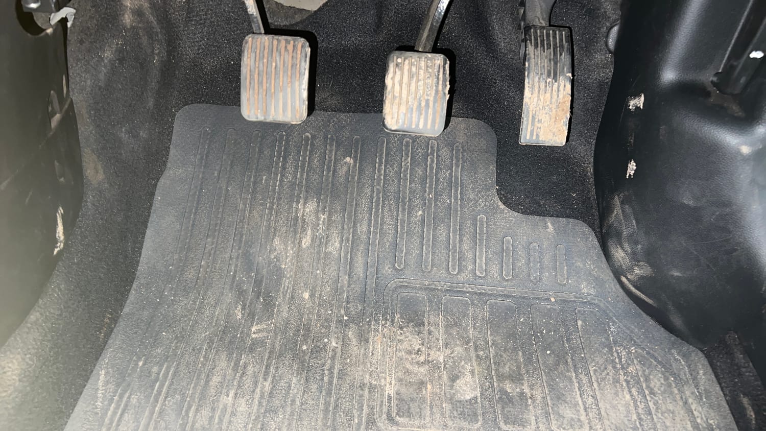 Used 2017 Hyundai Grand i10 Sportz 1.2 Kappa VTVT Petrol Manual interior PEDALS VIEW