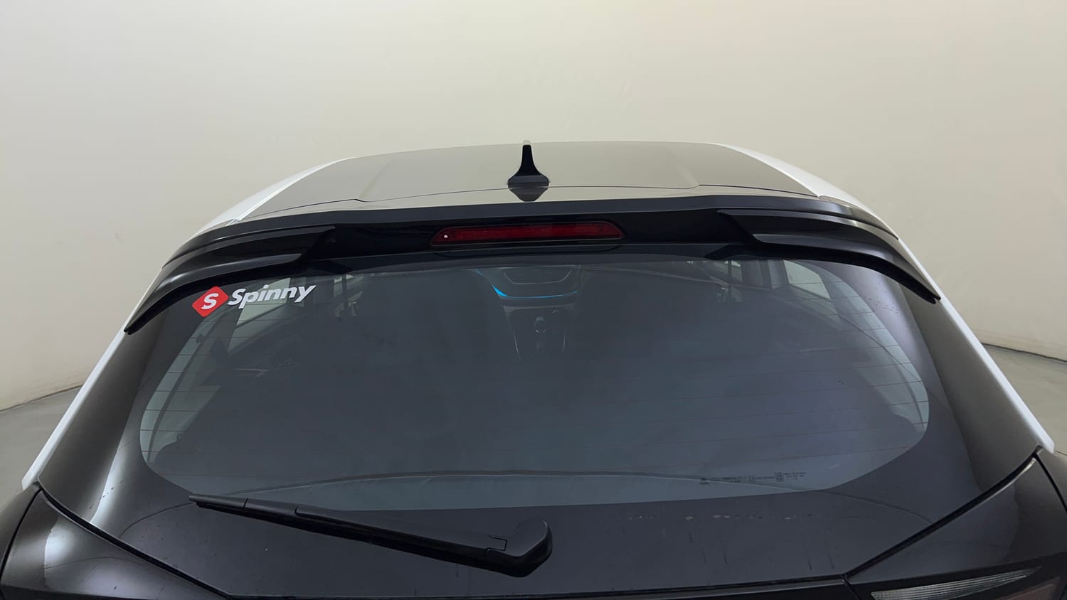 Used 2024 Tata Altroz XZA Plus (S) Petrol Automatic exterior BACK WINDSHIELD VIEW