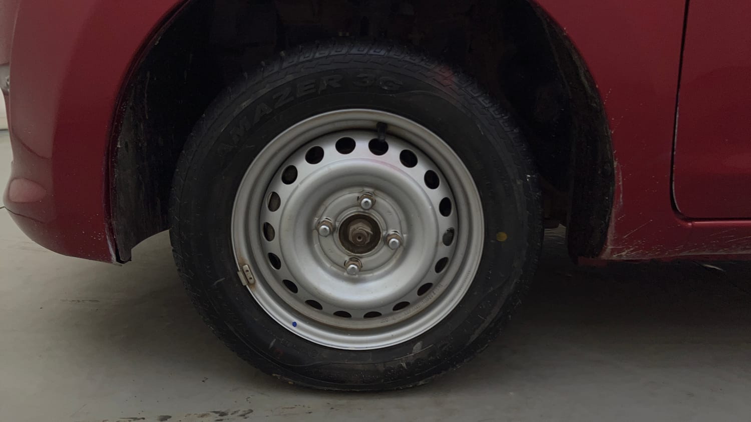 Used 2016 Datsun GO A Petrol Manual tyres LEFT FRONT TYRE RIM VIEW