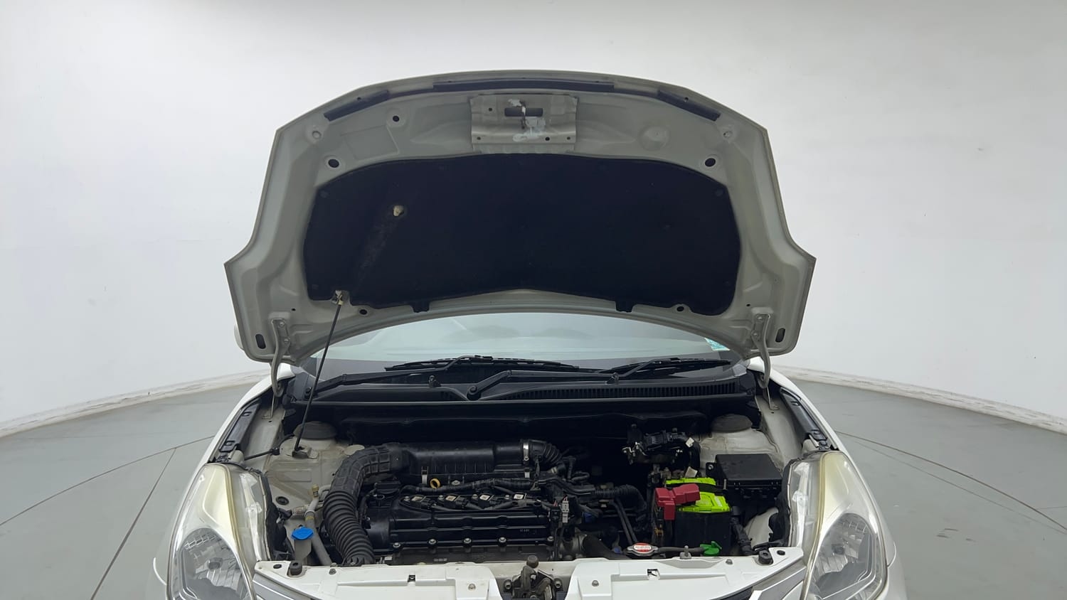 Used 2021 Maruti Suzuki Baleno Sigma Petrol Manual engine ENGINE & BONNET OPEN FRONT VIEW