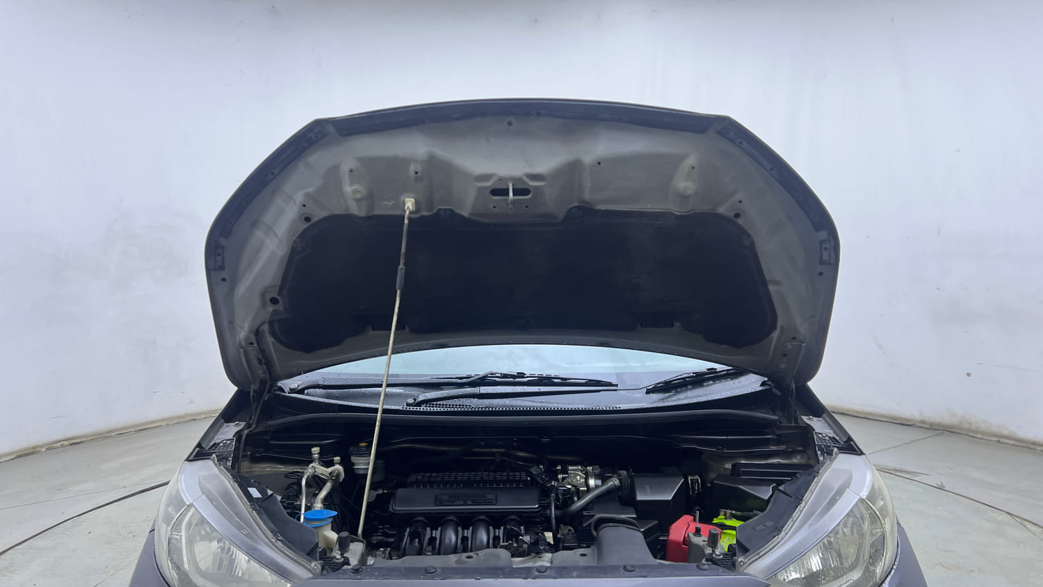 Used 2017 Honda WR-V VX MT Petrol Petrol Manual engine ENGINE & BONNET OPEN FRONT VIEW