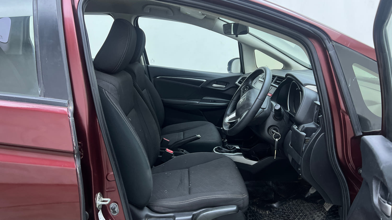 Used 2015 Honda Jazz VX Petrol Petrol Manual interior RIGHT SIDE FRONT DOOR CABIN VIEW