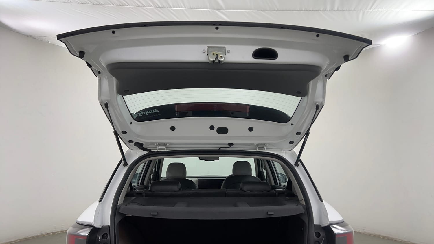 Used 2024 Hyundai Creta 1.5 MPi Petrol IVT SX(O) Petrol Automatic interior DICKY DOOR OPEN VIEW