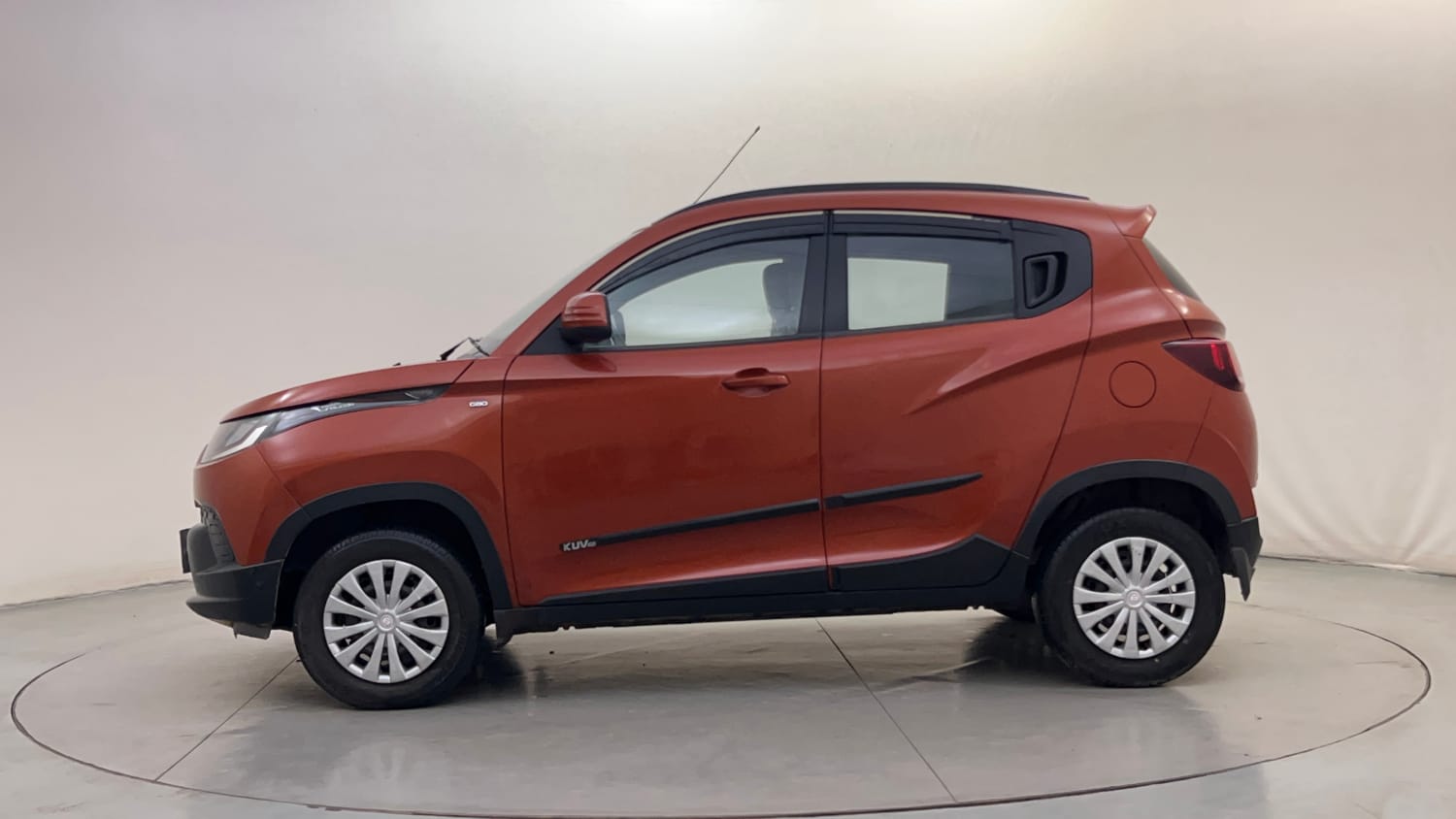 Used 2016 Mahindra KUV100 K6+ 6 STR Petrol Manual exterior LEFT SIDE VIEW