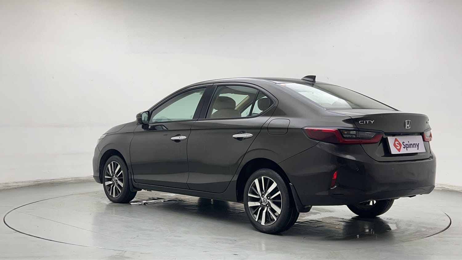 Used 2021 Honda City ZX CVT Petrol Petrol Automatic exterior LEFT REAR CORNER VIEW