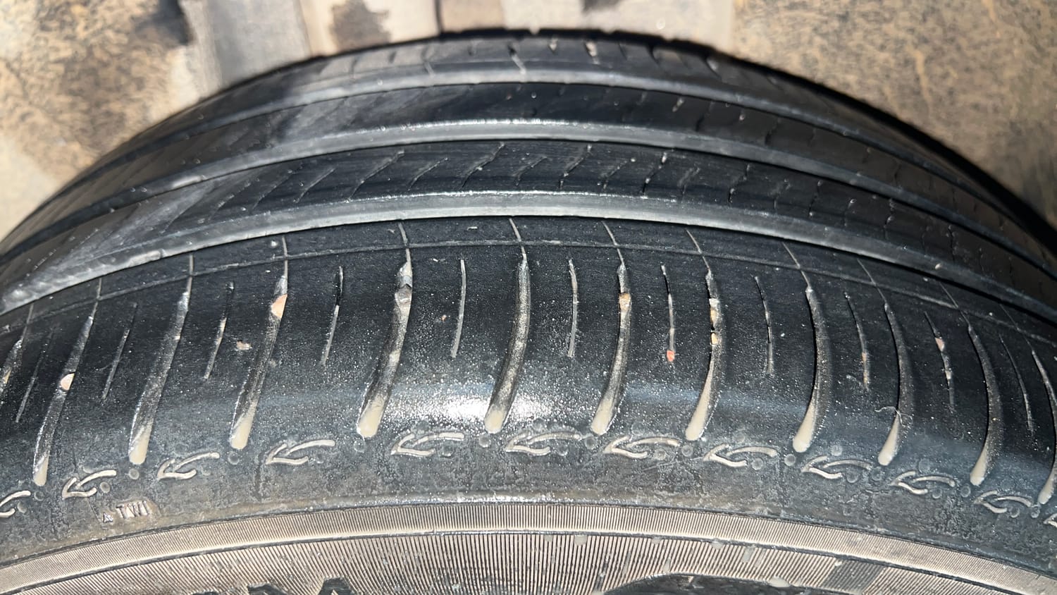 Used 2023 Volkswagen Virtus GT Plus 1.5 TSI EVO DSG Petrol Automatic tyres RIGHT REAR TYRE TREAD VIEW