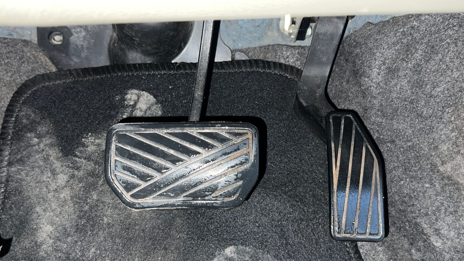 Used 2014 Maruti Suzuki Celerio VXi AMT Petrol Automatic interior PEDALS VIEW