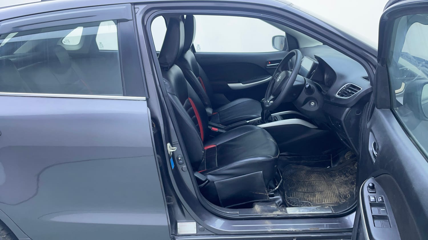 Used 2016 Maruti Suzuki Baleno Delta 1.2 Petrol Manual interior RIGHT SIDE FRONT DOOR CABIN VIEW
