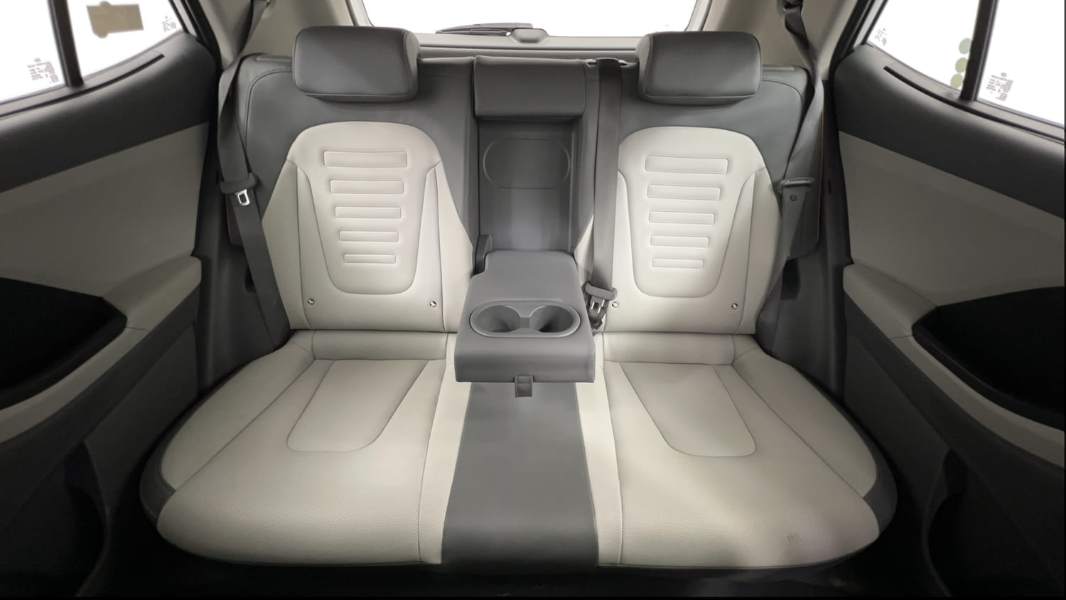 Used 2024 Hyundai Creta 1.5 MPi Petrol IVT SX(O) Petrol Automatic interior REAR SEAT CONDITION VIEW