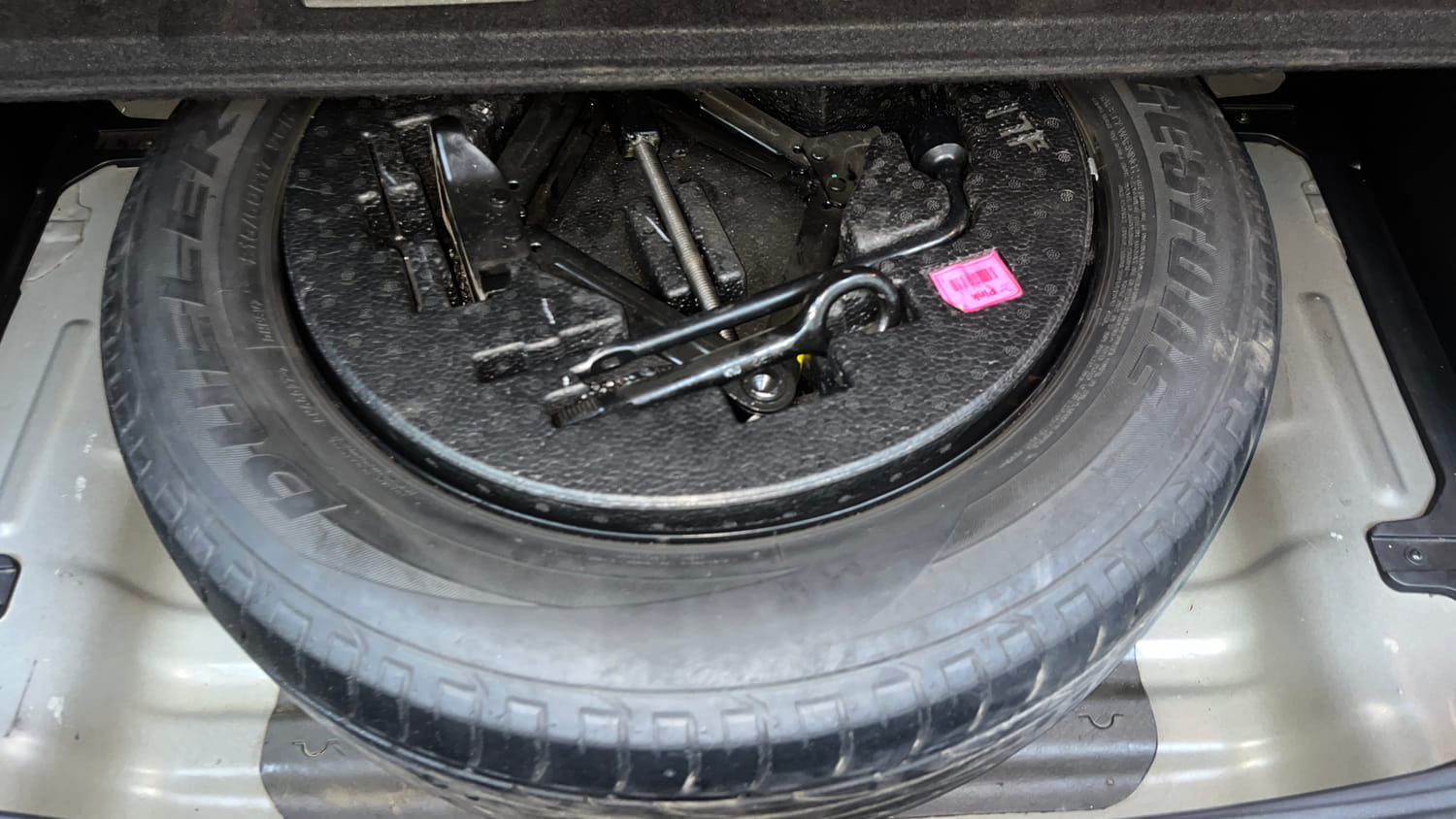 Used 2019 Hyundai Creta SX 1.6 AT CRDi Diesel Automatic tyres SPARE TYRE VIEW