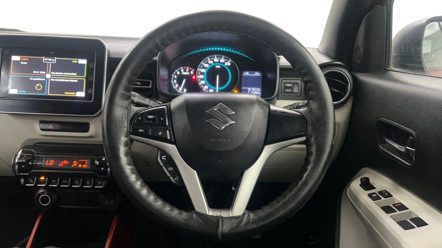 Used 2017 Maruti Suzuki Ignis Alpha MT Petrol Dual Tone Petrol Manual interior STEERING VIEW