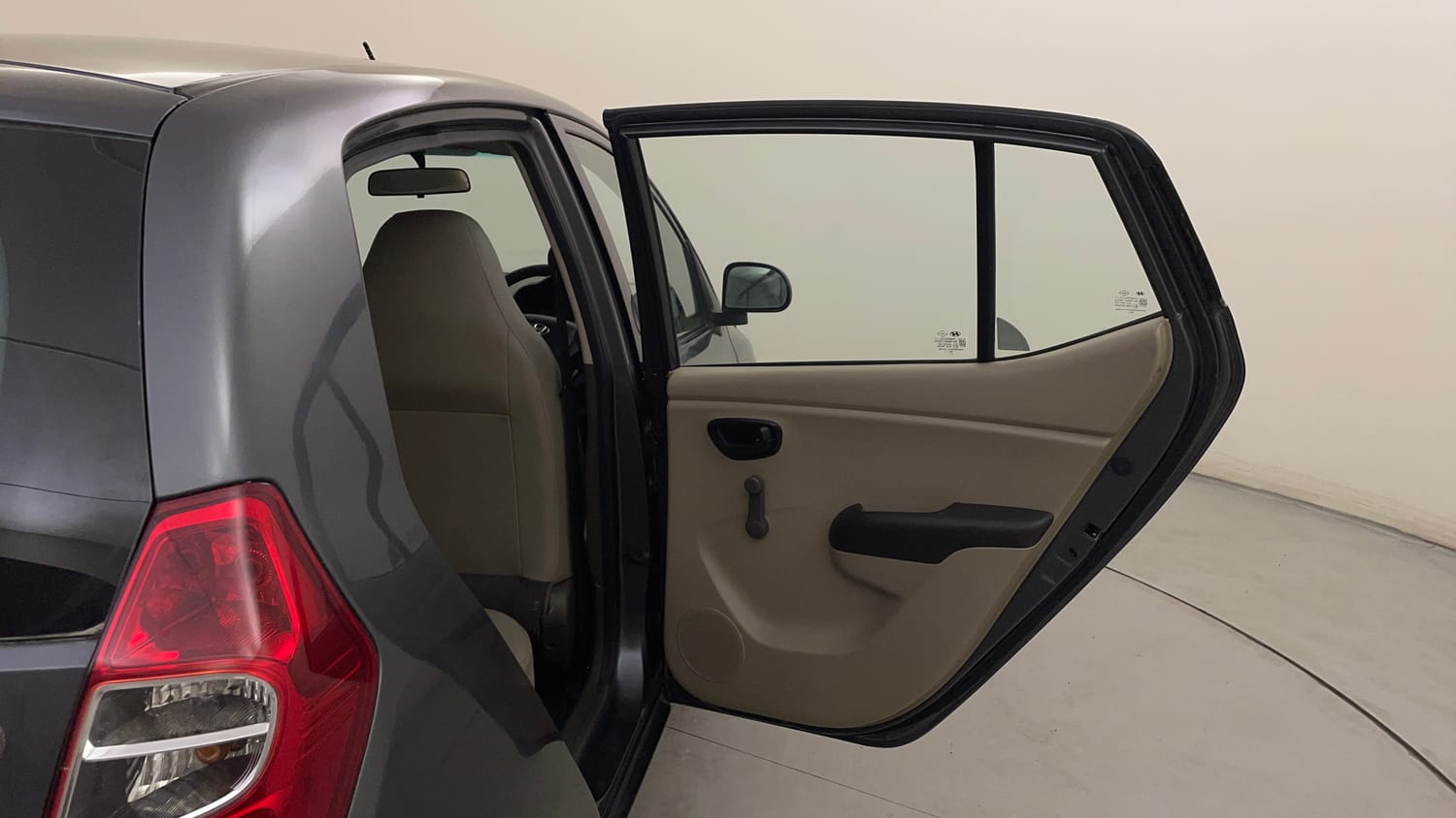 Used 2011 Hyundai i10 Era 1.1 iRDE2 Petrol Manual interior RIGHT REAR DOOR OPEN VIEW