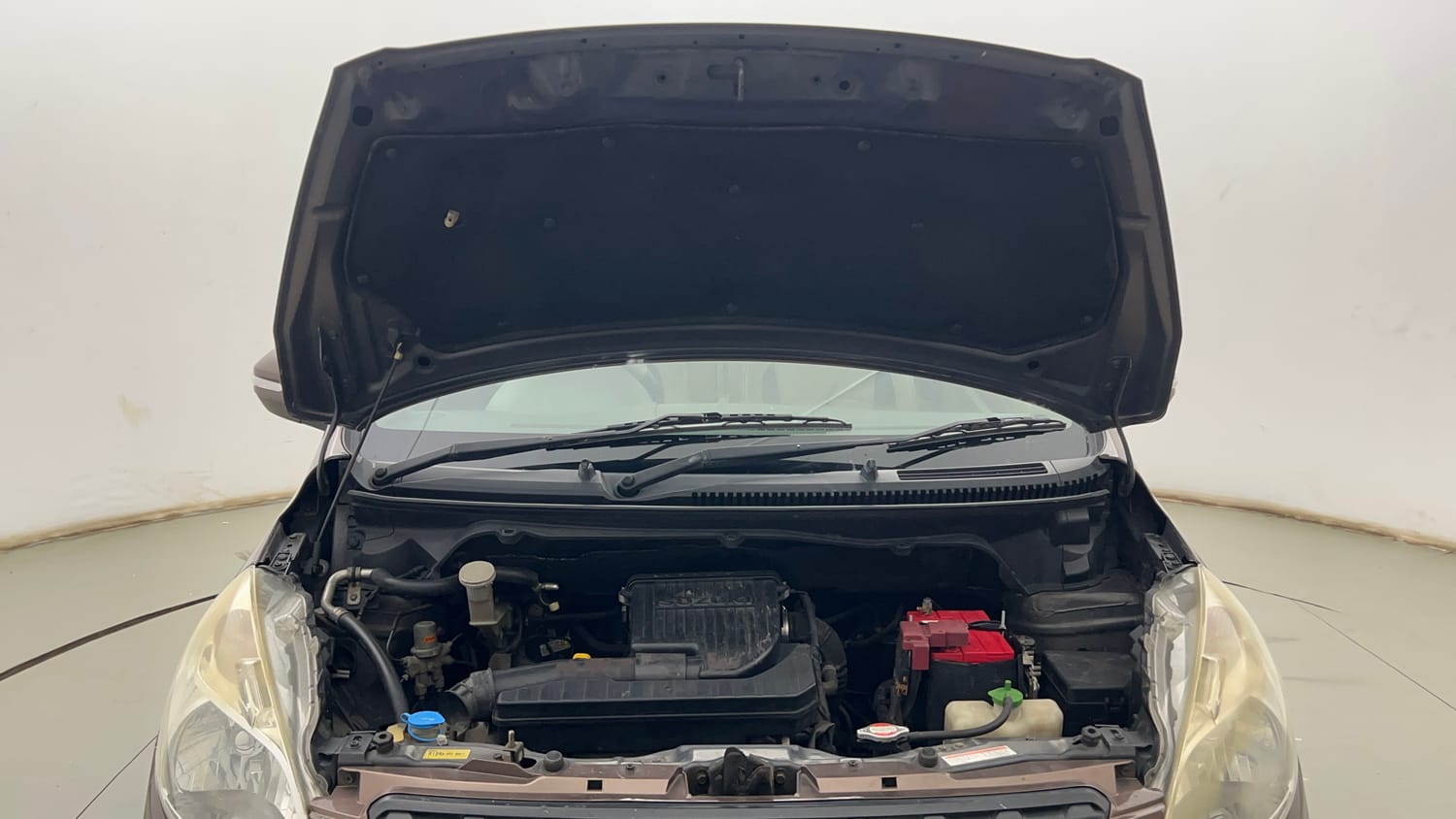 Used 2013 Maruti Suzuki Ertiga Vxi Petrol Manual engine ENGINE & BONNET OPEN FRONT VIEW