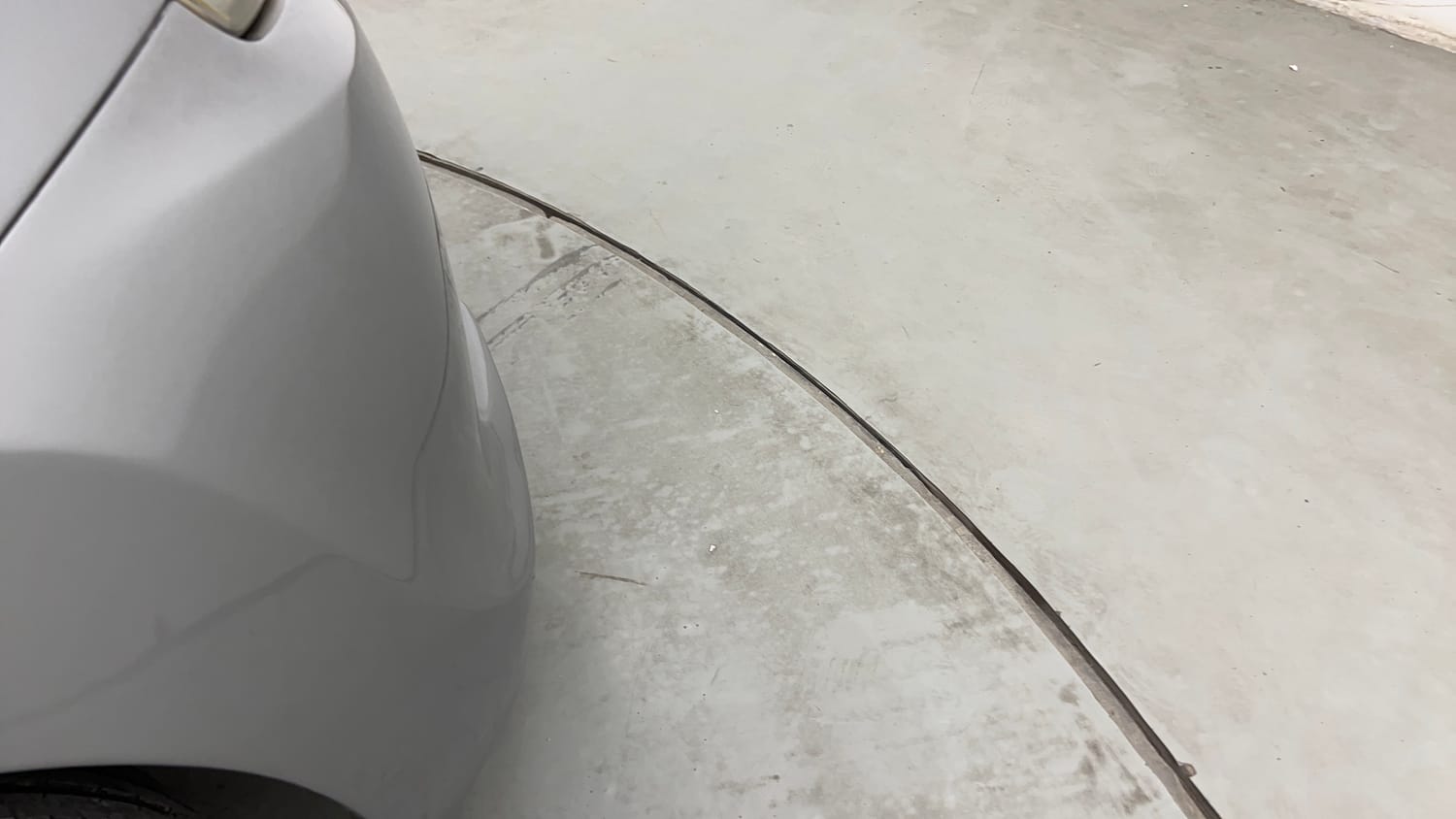 Used 2018 Maruti Suzuki Baleno Alpha 1.2 Petrol Manual dents MINOR SCRATCH