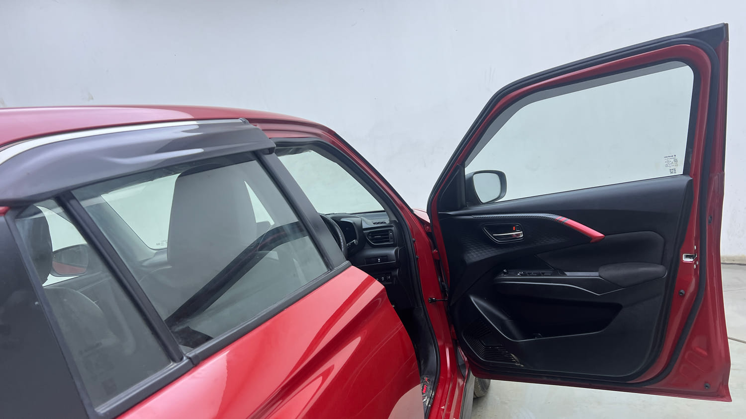Used 2024 Maruti Suzuki Swift VXi Petrol Manual interior RIGHT FRONT DOOR OPEN VIEW