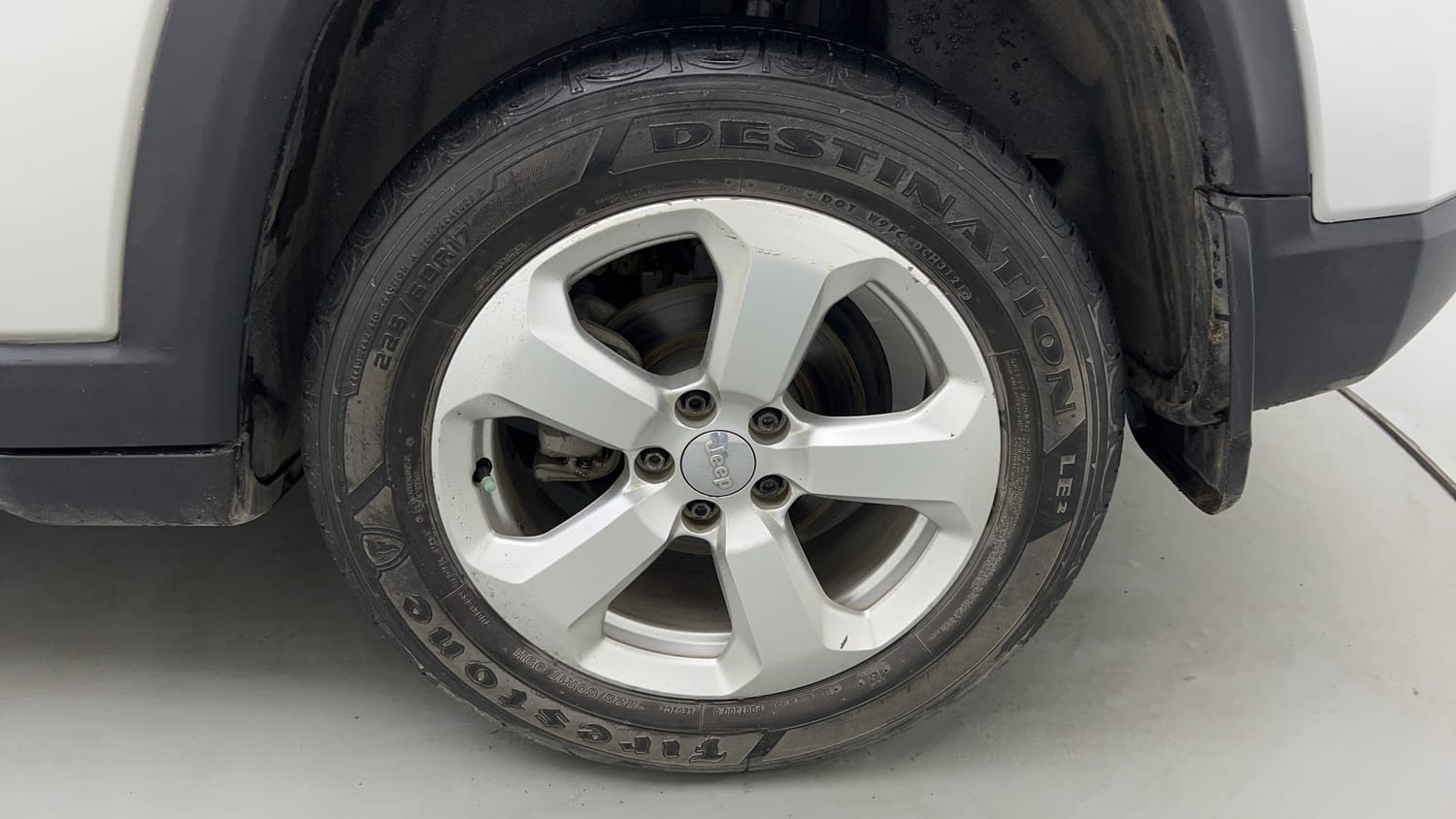 Used 2017 Jeep Compass Limited 1.4 Petrol AT Petrol Automatic tyres LEFT REAR TYRE RIM VIEW