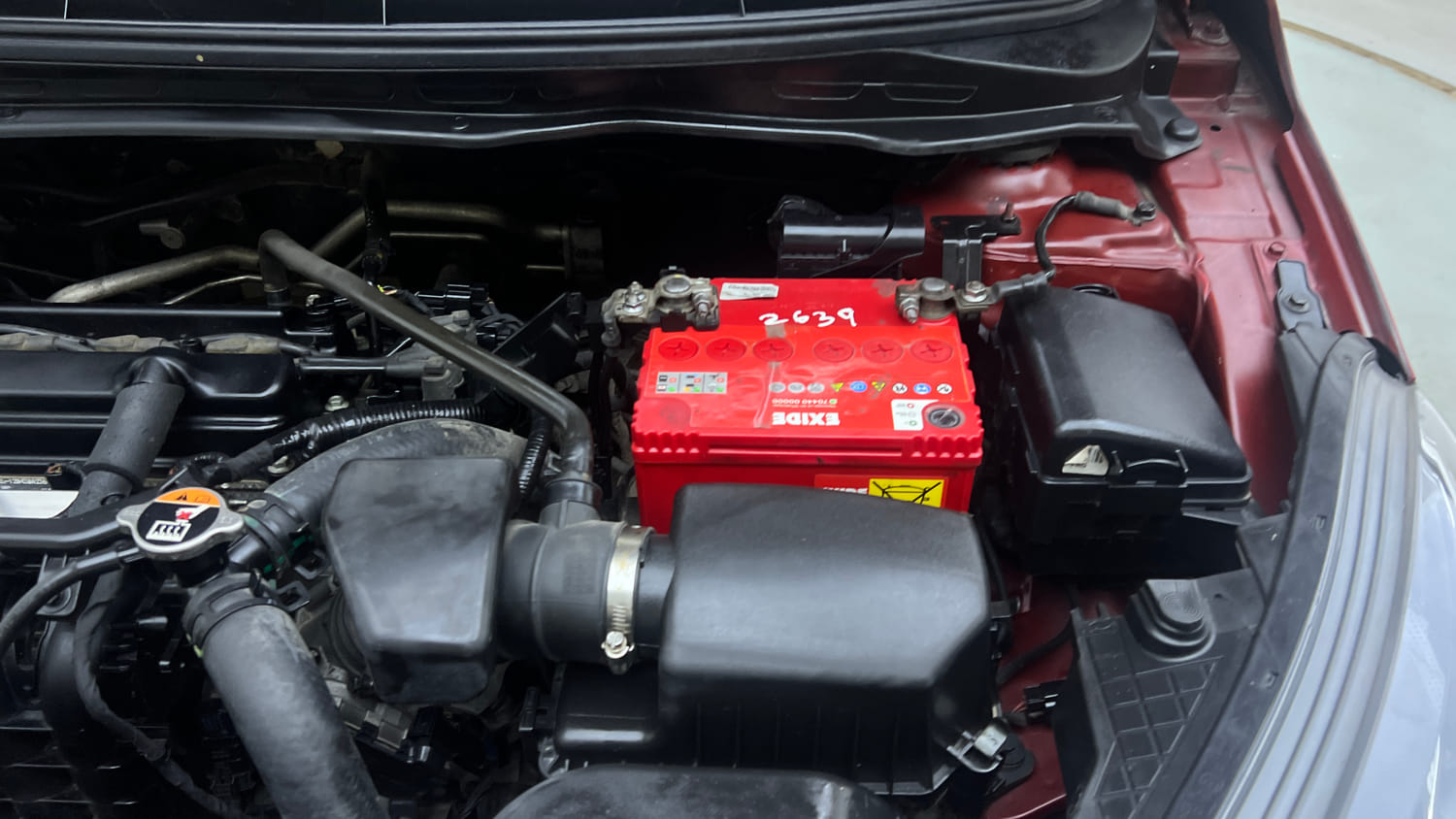 Used 2012 Hyundai i20 Sportz 1.2 Petrol Manual engine ENGINE LEFT SIDE VIEW
