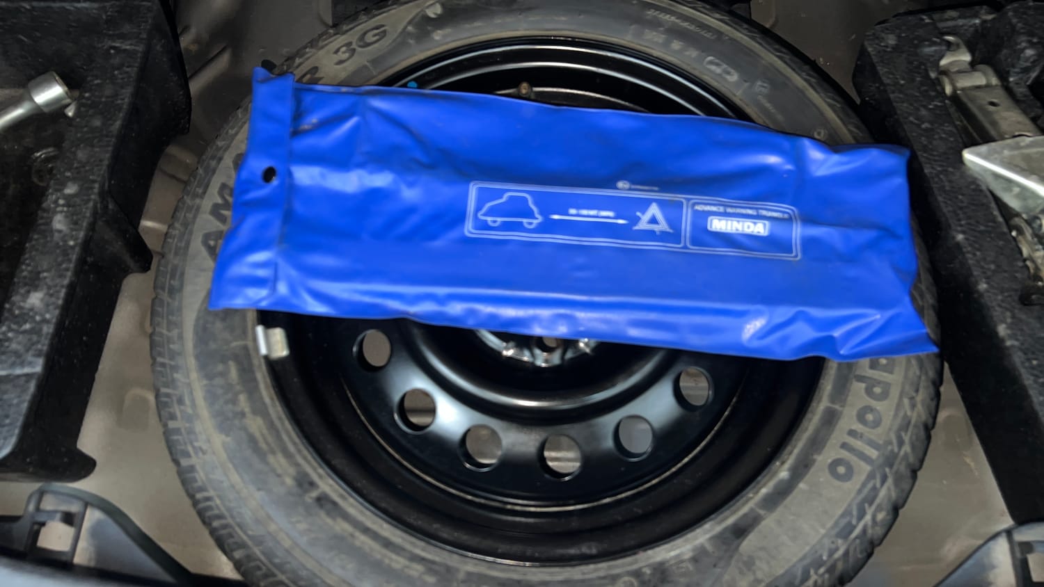 Used 2013 Maruti Suzuki Wagon R VXI Petrol Manual tyres SPARE TYRE VIEW
