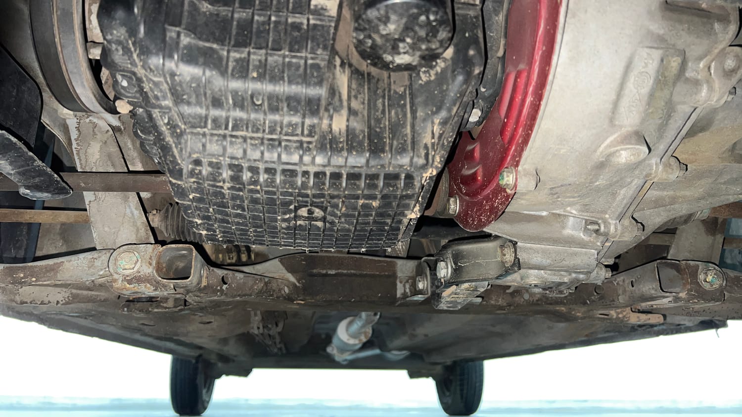 Used 2016 Renault Kwid RXT Petrol Manual extra FRONT LEFT UNDERBODY VIEW