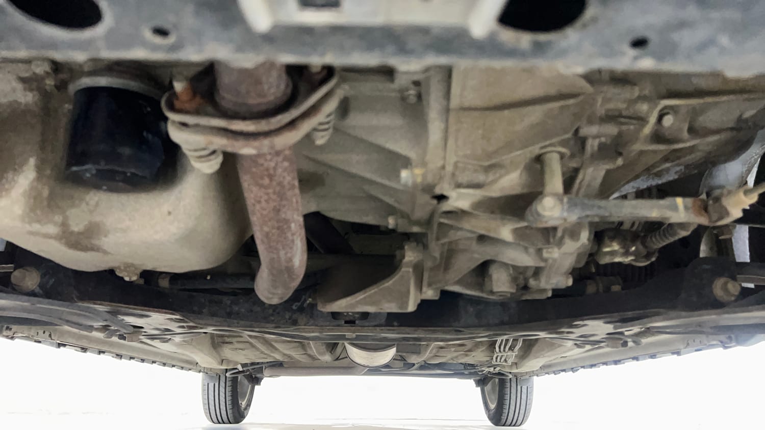 Used 2022 Maruti Suzuki Ignis Zeta 1.2 MT Petrol Manual extra FRONT LEFT UNDERBODY VIEW