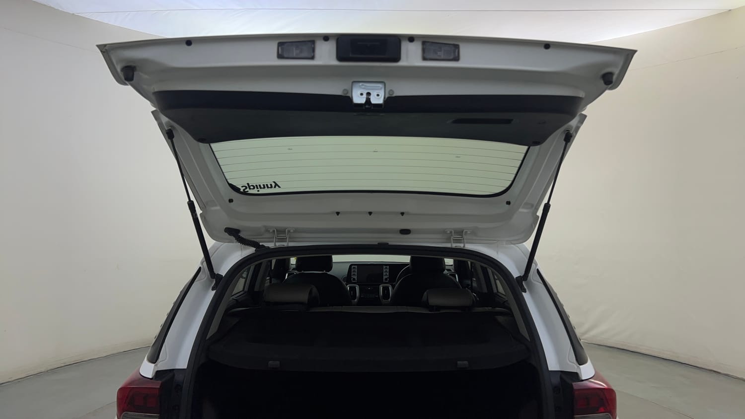 Used 2022 Kia Sonet HTX 1.5 Diesel Manual interior DICKY DOOR OPEN VIEW
