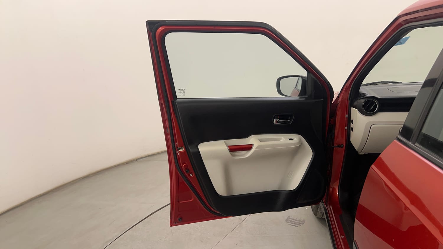 Used 2017 Maruti Suzuki Ignis Alpha MT Petrol Dual Tone Petrol Manual interior LEFT FRONT DOOR OPEN VIEW