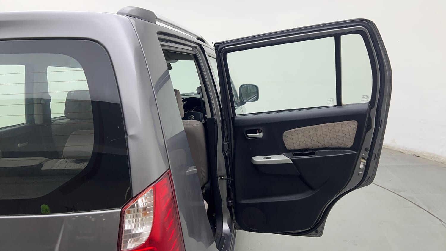 Used 2013 Maruti Suzuki Wagon R VXI Petrol Manual interior RIGHT REAR DOOR OPEN VIEW