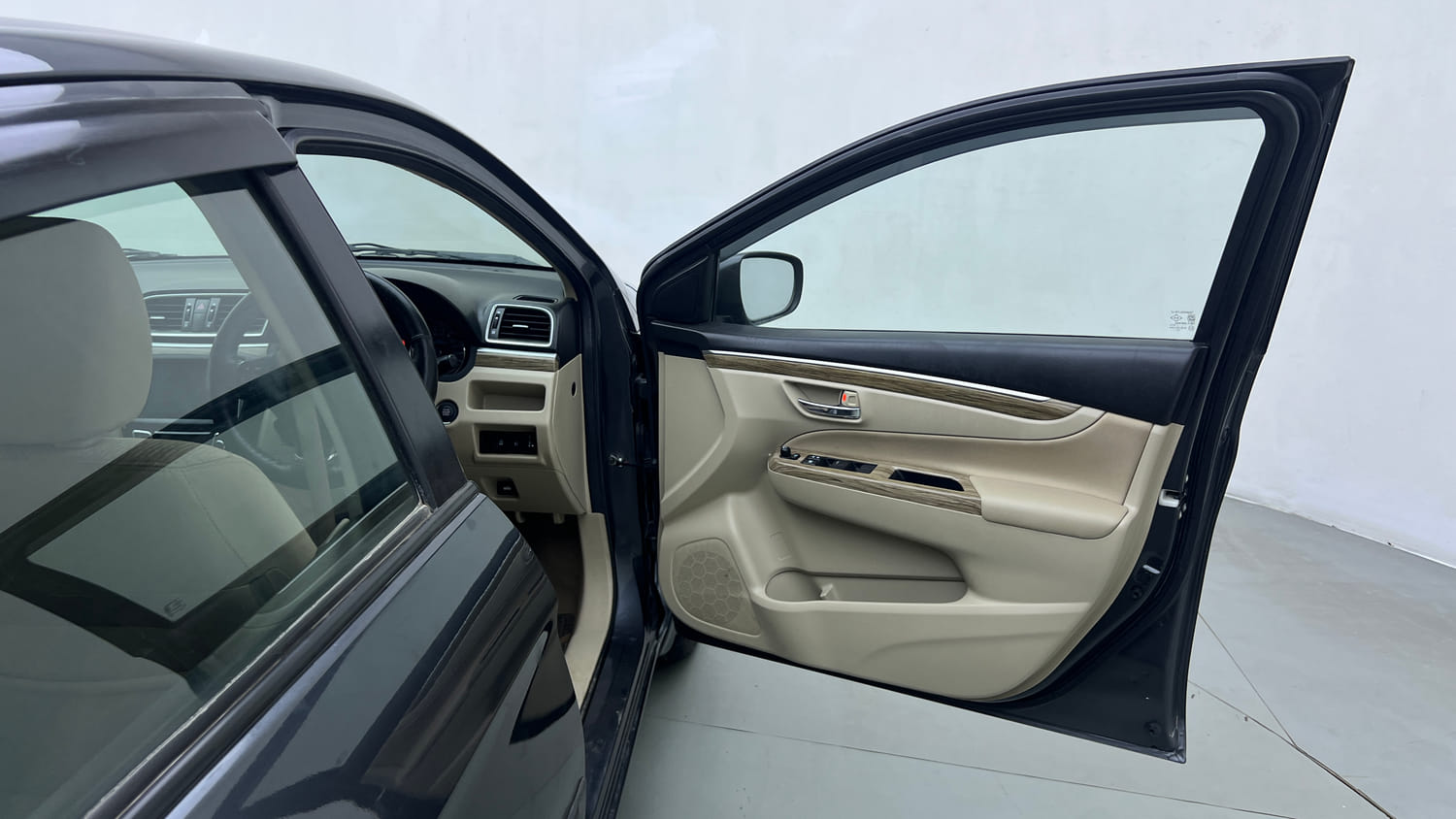 Used 2022 Maruti Suzuki Ciaz Zeta 1.5 Petrol Manual interior RIGHT FRONT DOOR OPEN VIEW