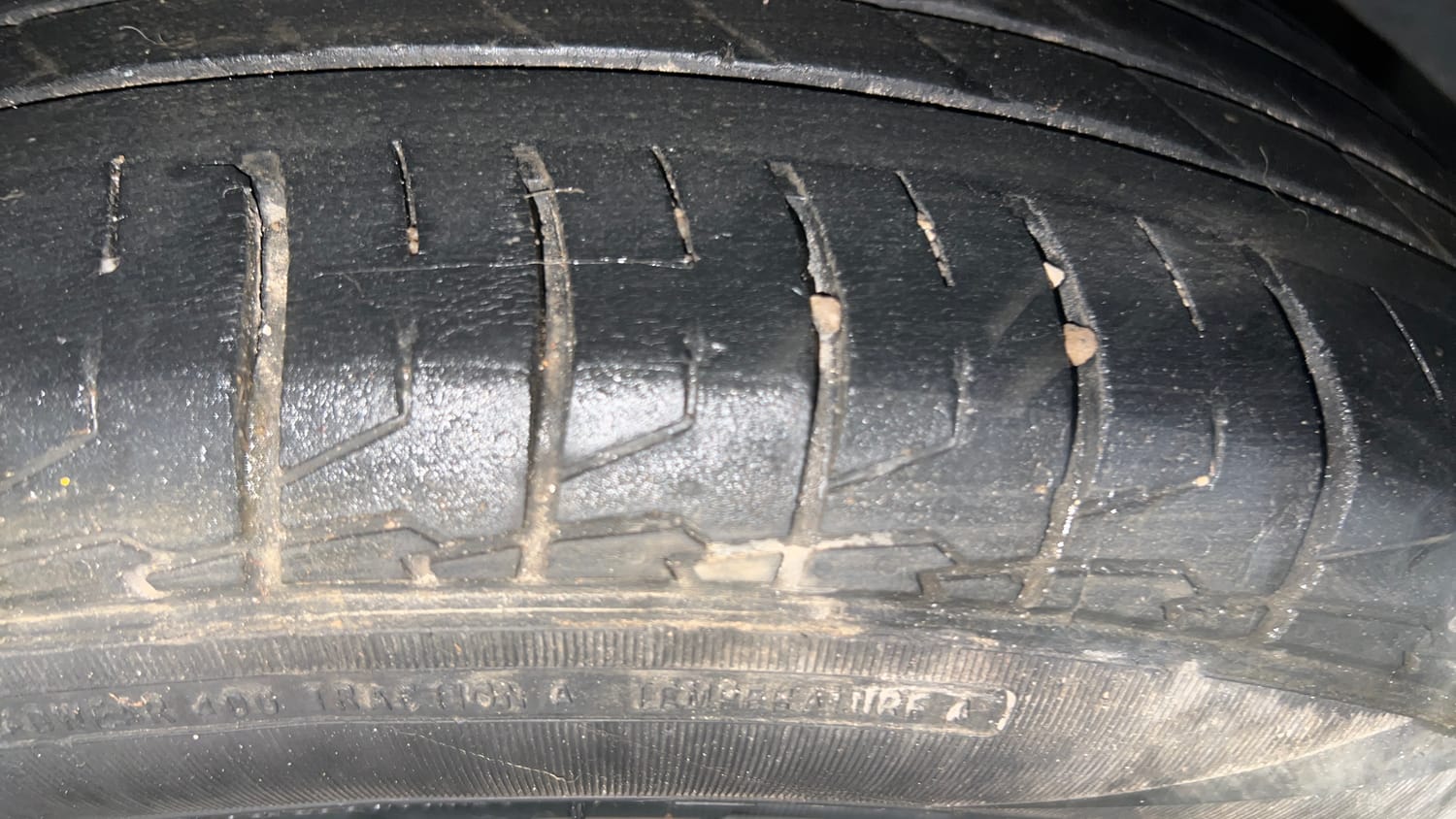Used 2023 kia Seltos HTX 1.5 IVT Petrol Automatic tyres LEFT REAR TYRE TREAD VIEW
