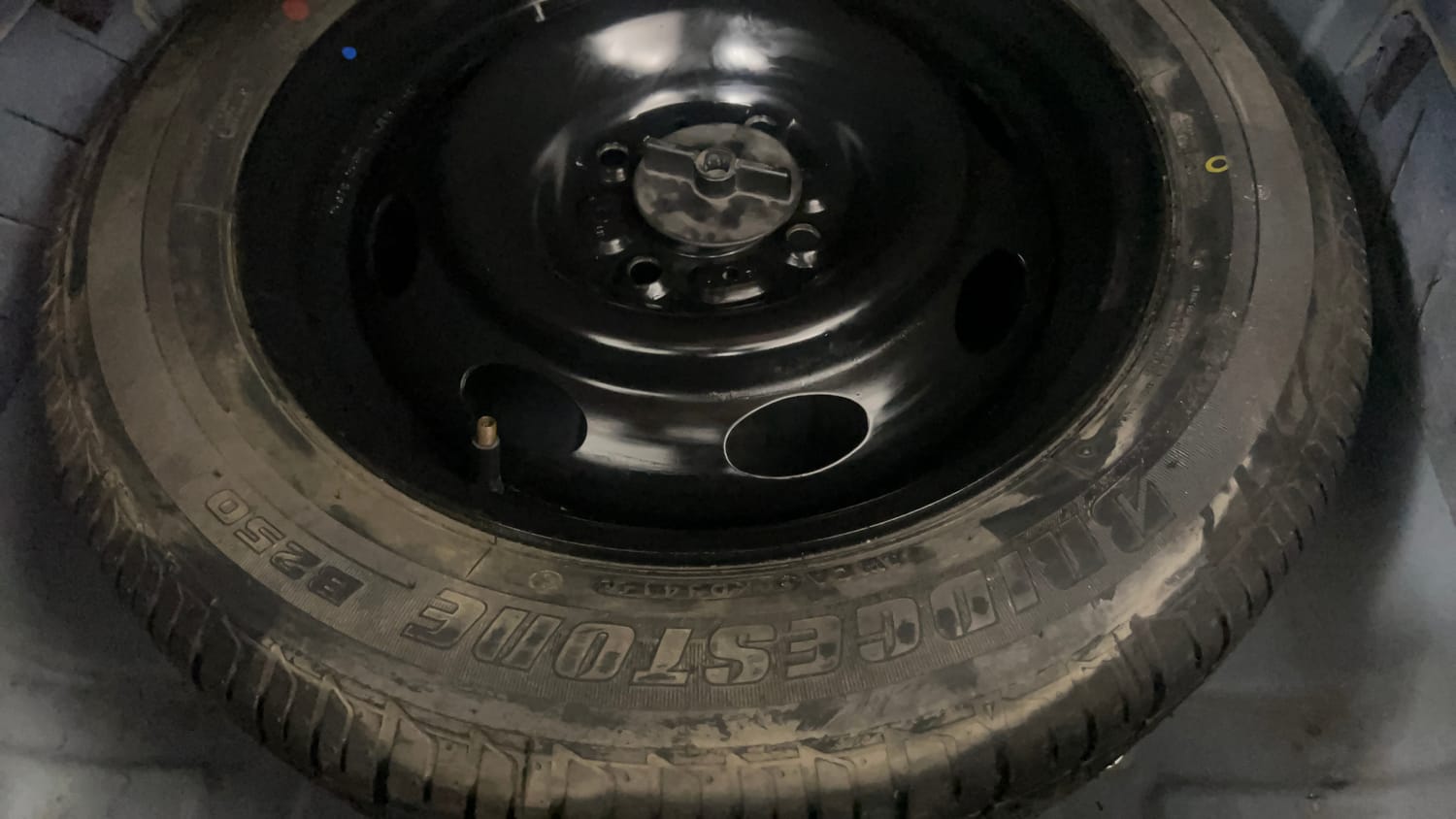 Used 2015 Tata Zest XT Petrol Petrol Manual tyres SPARE TYRE VIEW