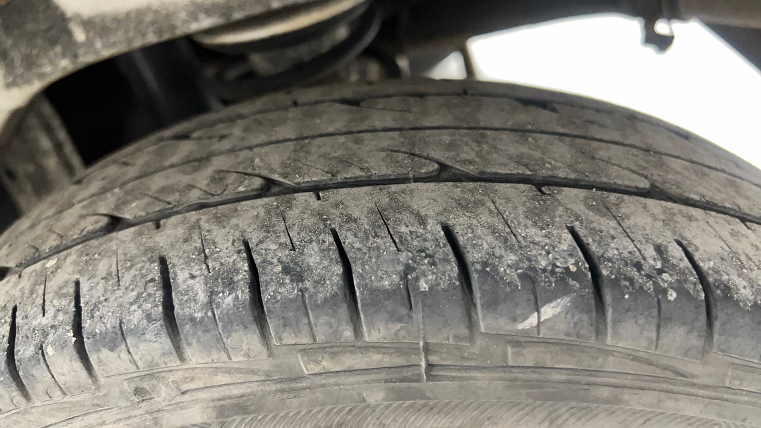 Used 2018 Maruti Suzuki Alto 800 LXi Petrol Manual tyres LEFT REAR TYRE TREAD VIEW