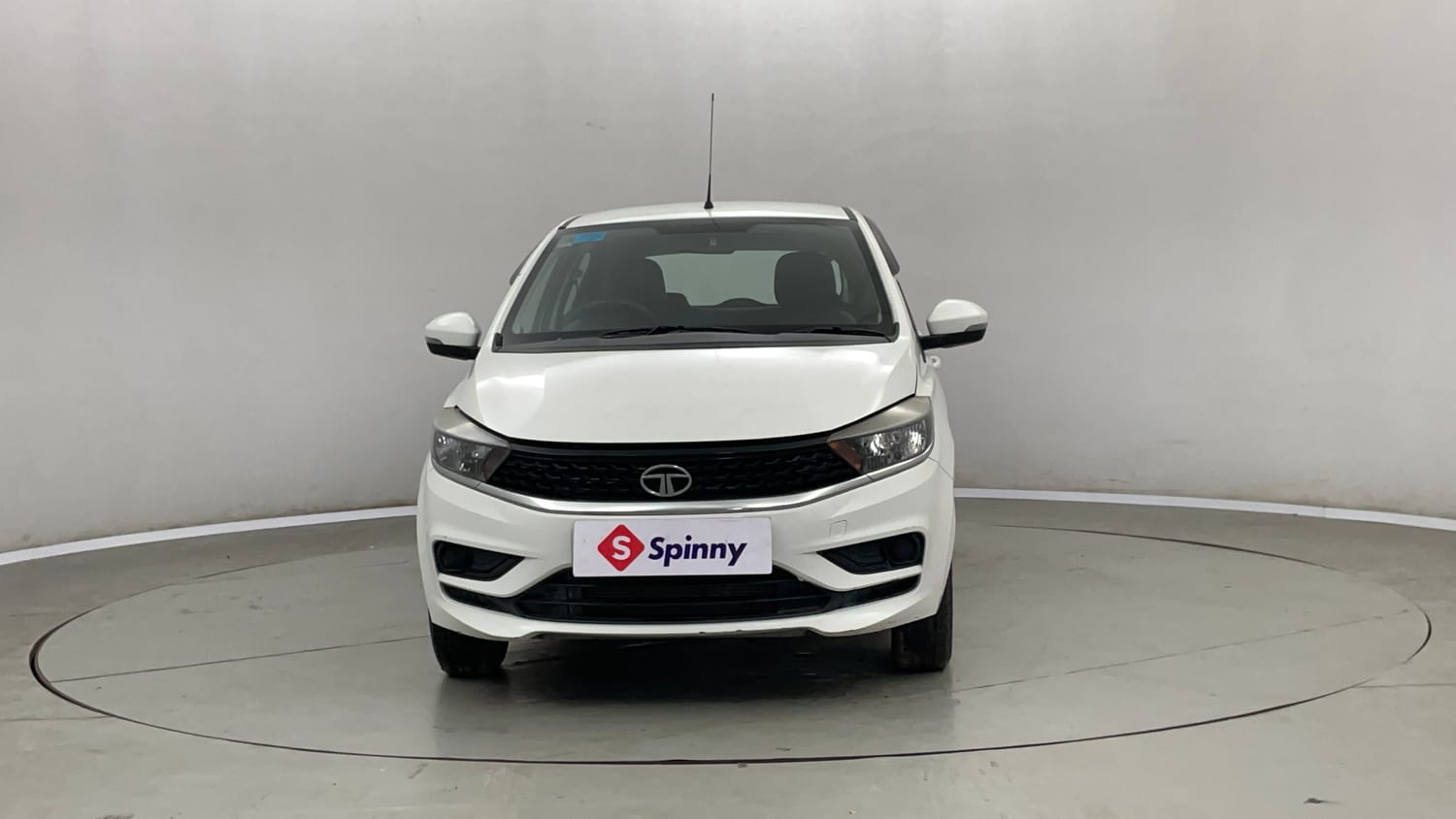 Used 2022 Tata Tiago XT Petrol Manual exterior FRONT VIEW