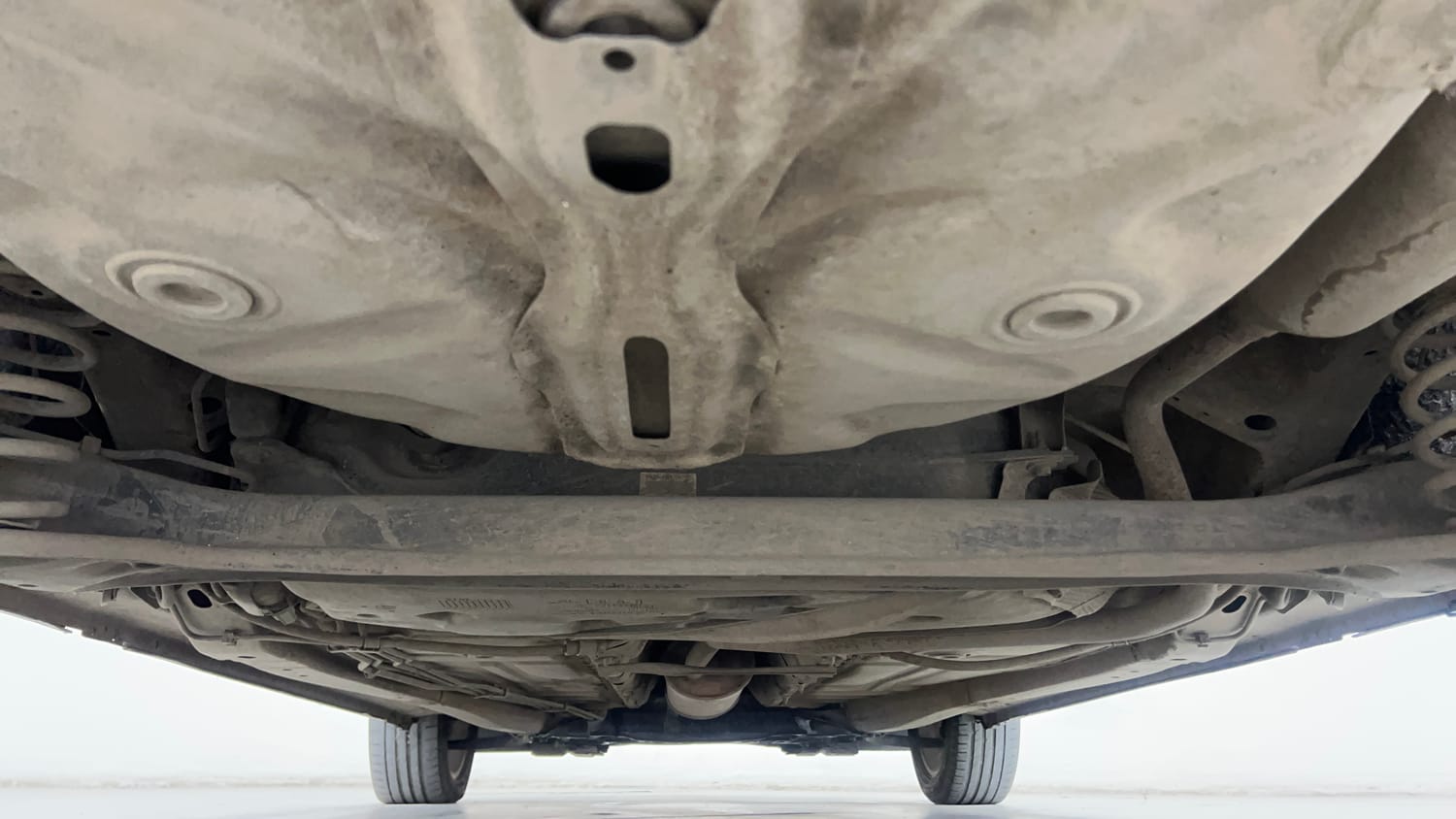 Used 2018 Maruti Suzuki Baleno Alpha 1.2 Petrol Manual extra REAR UNDERBODY VIEW (TAKEN FROM REAR)