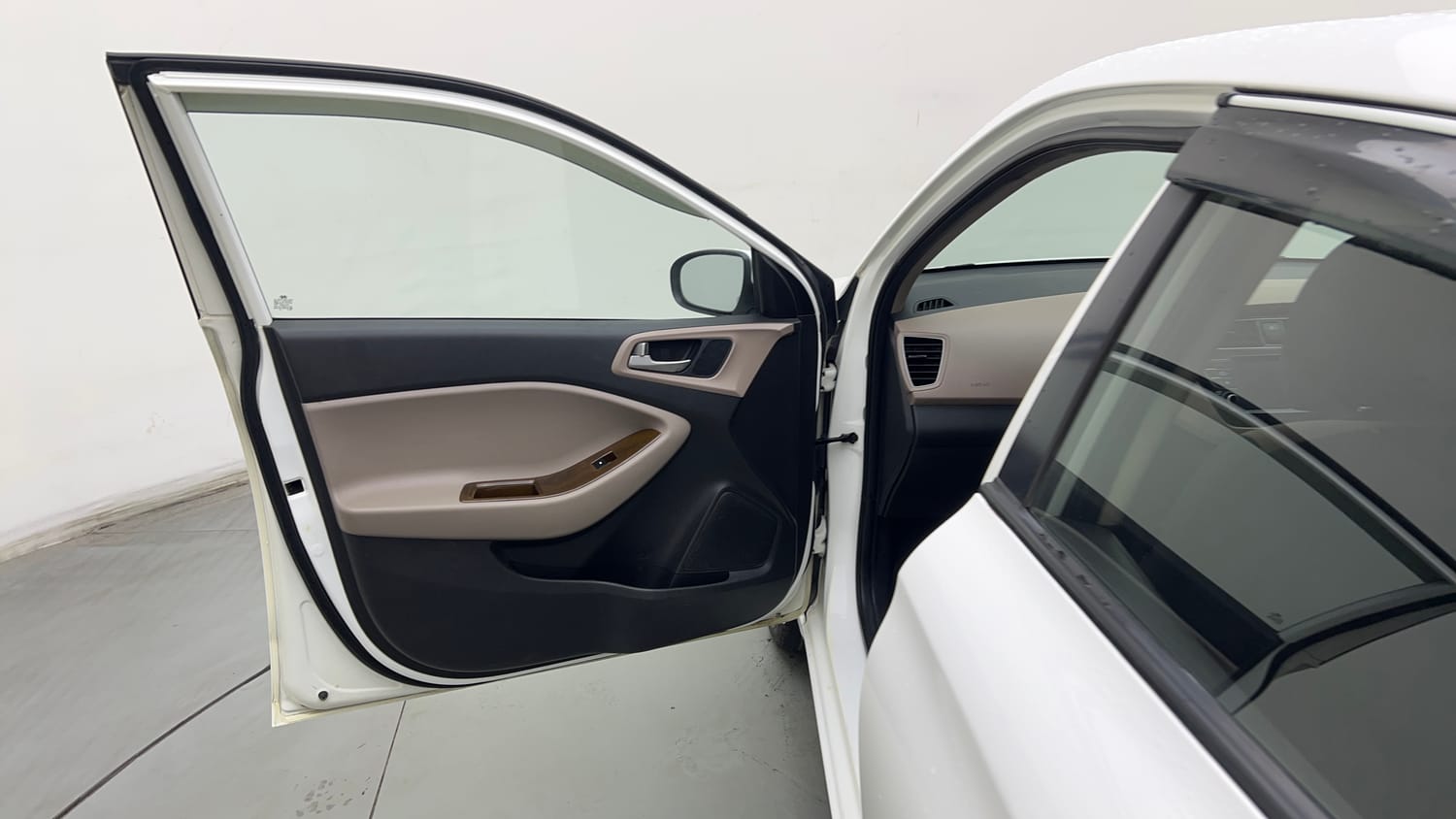 Used 2019 Hyundai Elite i20 Asta 1.2 (O) Petrol Manual interior LEFT FRONT DOOR OPEN VIEW