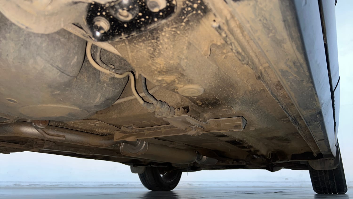 Used 2023 Skoda Kushaq Style 1.5L TSI MT Petrol Manual extra REAR RIGHT UNDERBODY VIEW