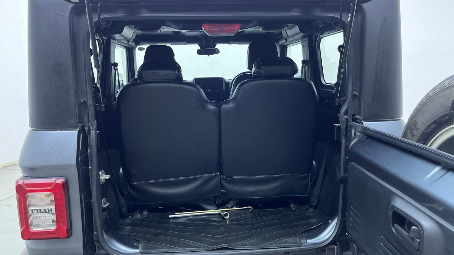 Used 2021 mahindra Thar LX Hard Top Diesel AT 4WD Diesel Automatic interior DICKY INSIDE VIEW